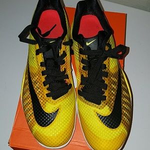Nike Hyperlive